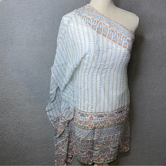 BCBG Haute Couture Alana Maxazria Off One Shoulder Top Womens XXS Blouse Aztec - Picture 6 of 11